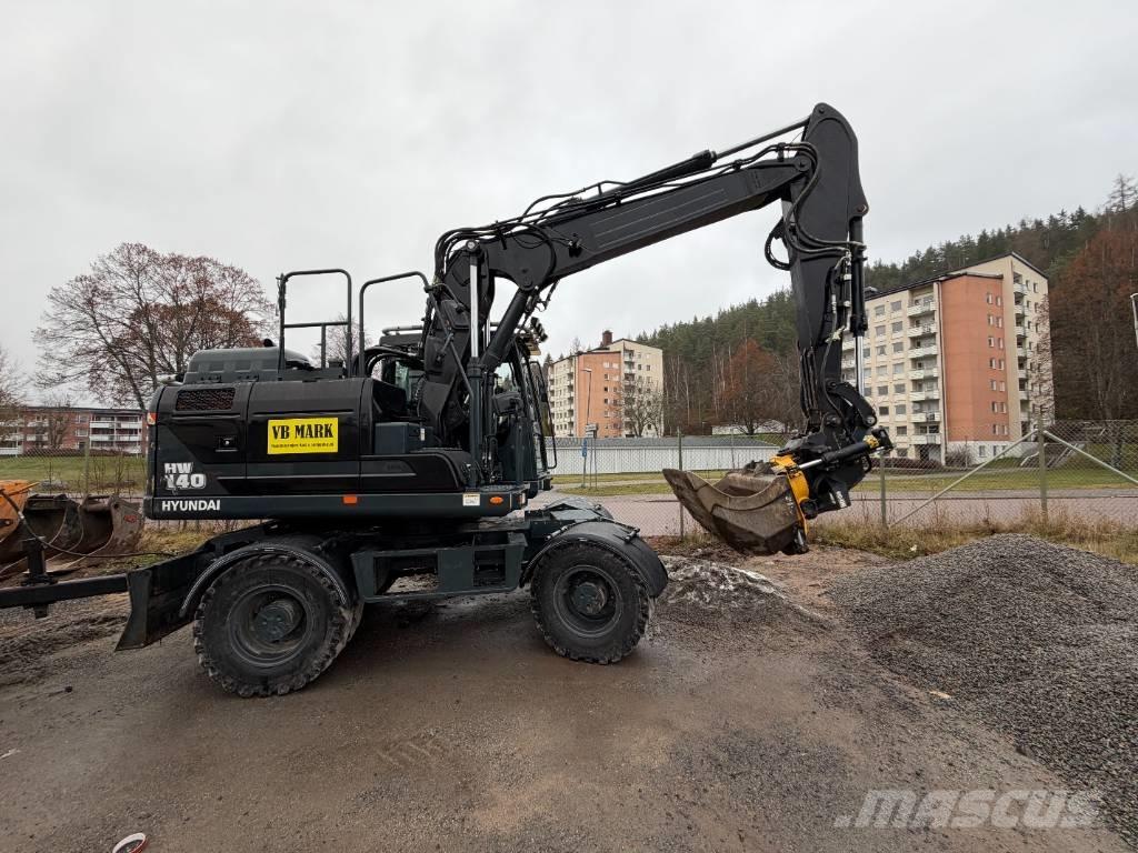 Hyundai HW 140 Wheeled excavators