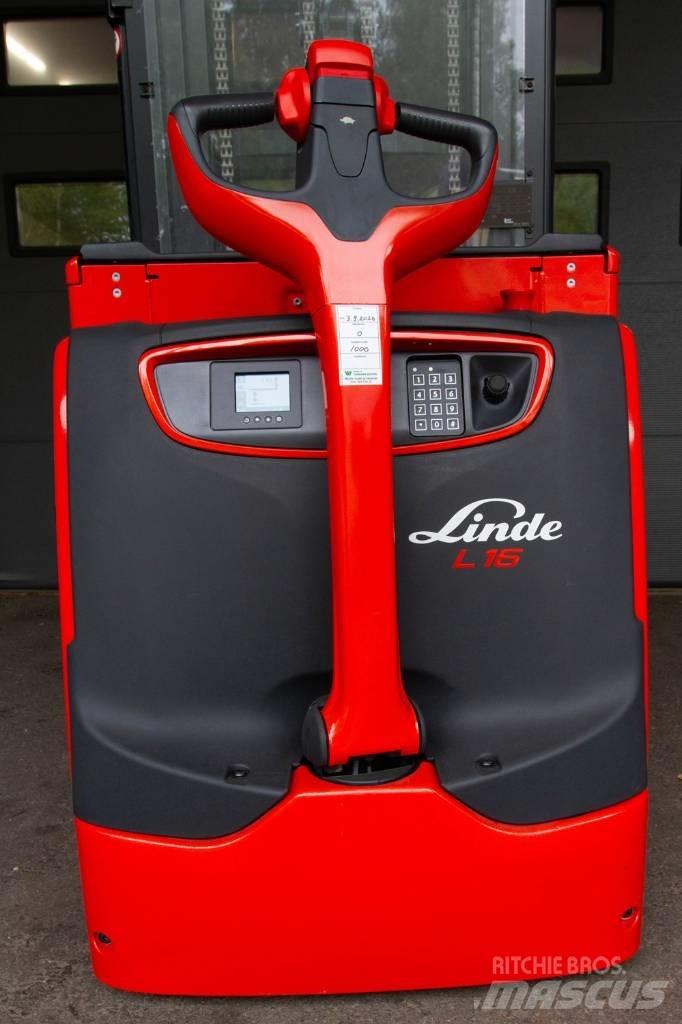 Linde L16 Pedestrian stacker