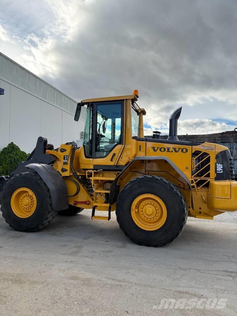 Volvo L 90 F Wheel loaders