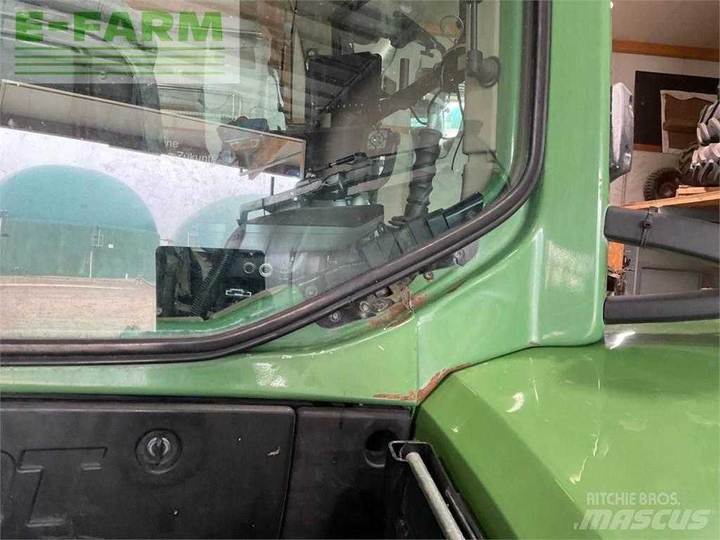 Fendt Vario 718 Tractors