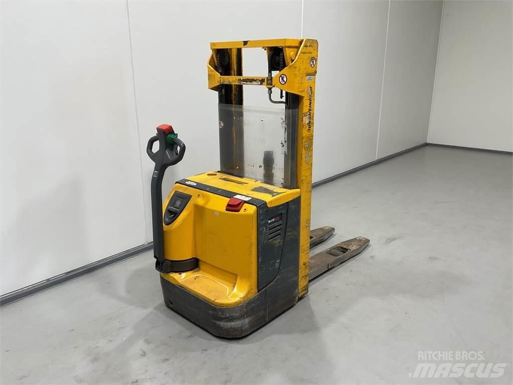Jungheinrich EJC12 Self propelled stackers