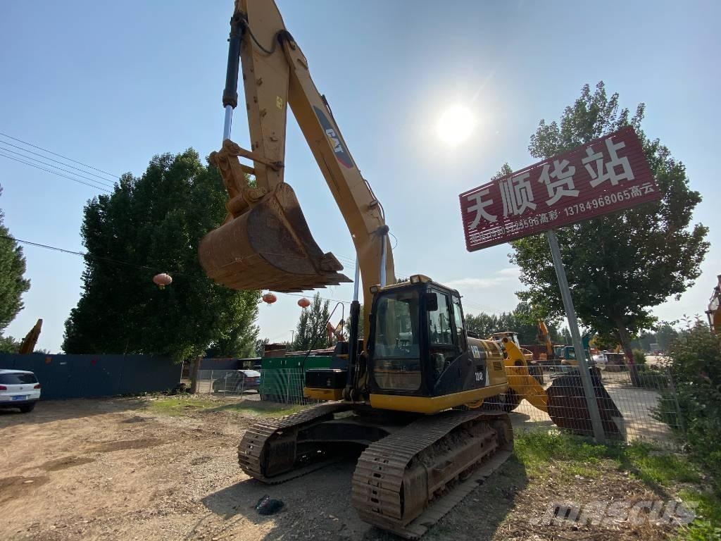 CAT 324D Crawler excavators