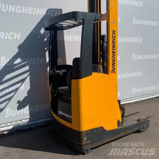 Jungheinrich ETV 214 Reach trucks