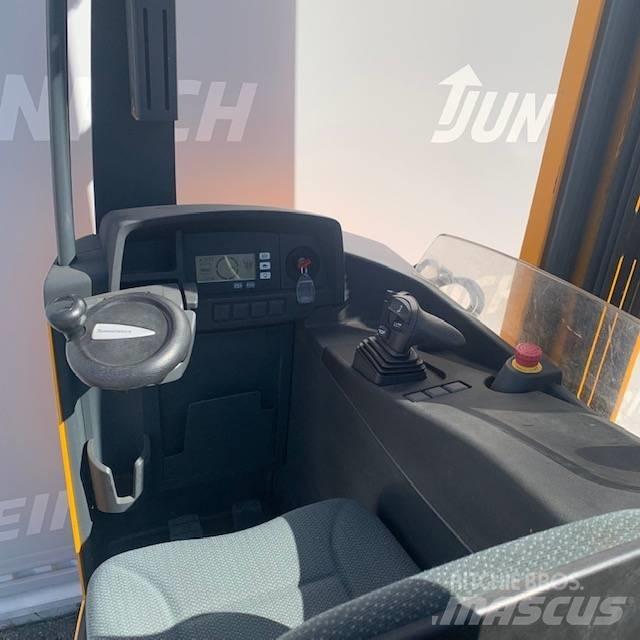 Jungheinrich ETV 214 Reach trucks