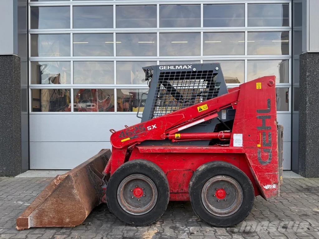 Gehl SL4625 Skid steer loaders