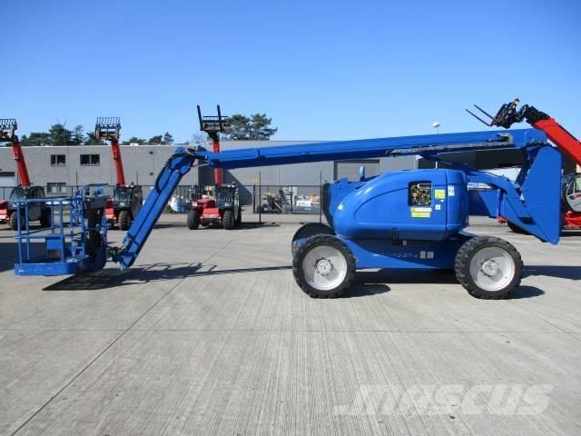 JLG 600 AJ (253) Compact self-propelled boom lifts