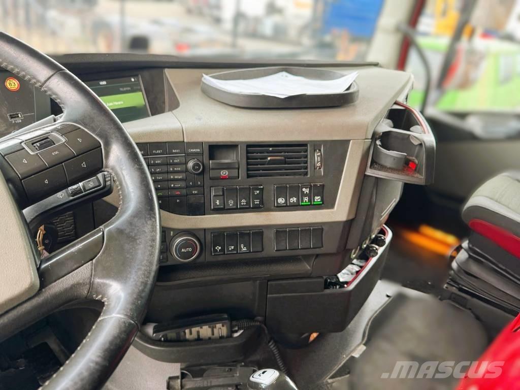 Volvo FH 62 TR Wood chip trucks