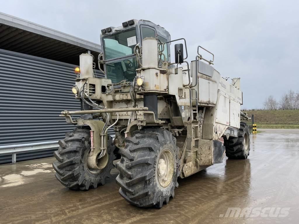 Wirtgen WR 2500S Asphalt recyclers