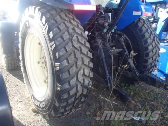 New Holland T 4.100 Tractors
