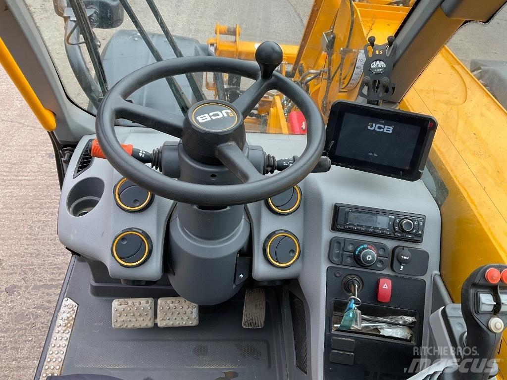 JCB 542 70 AGRI XTRA Telehandlers for agriculture