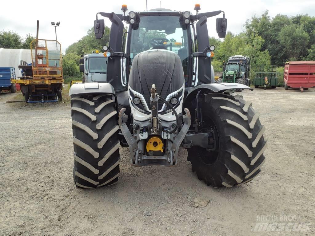 Valtra T 195 V Tractors