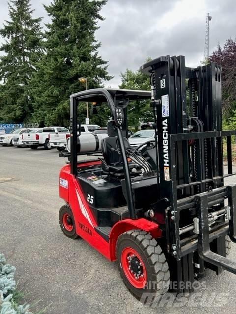 Hangcha FP25 Rough terrain trucks