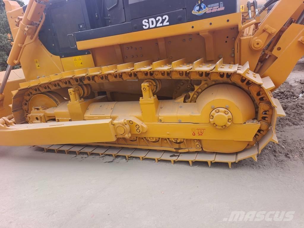 Shantui SD 22 Crawler dozers