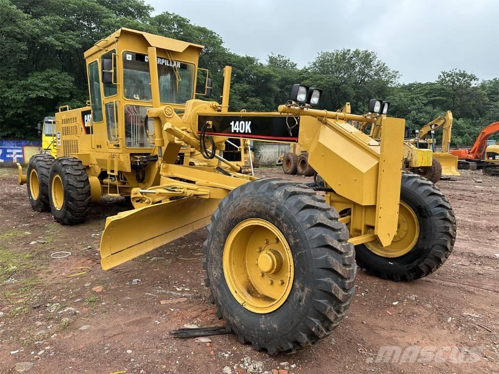CAT 140K Graders