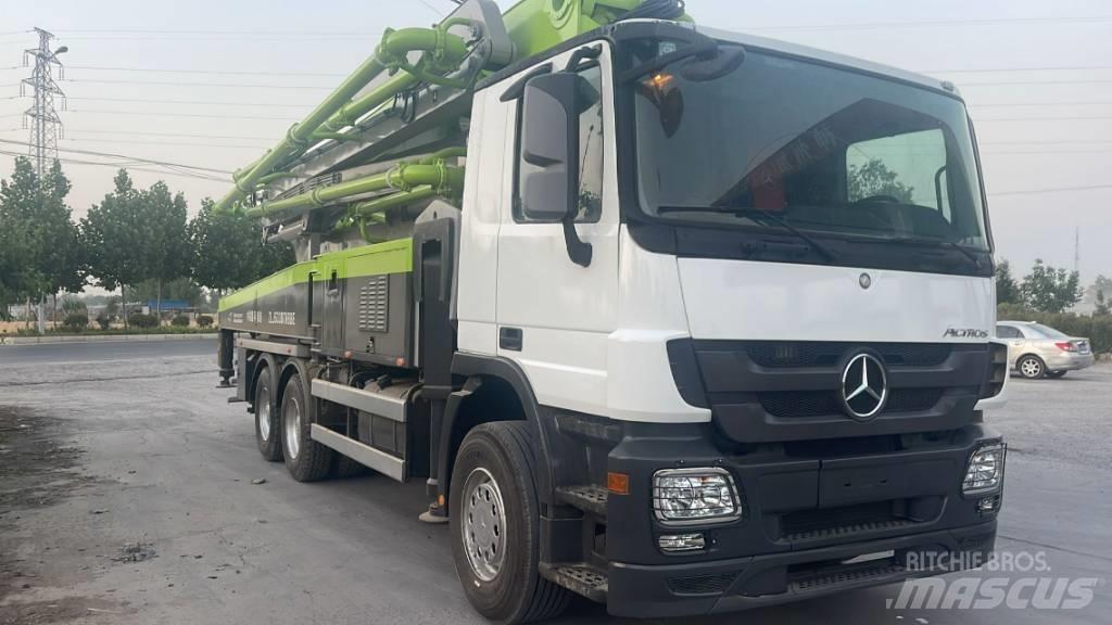 Zoomlion 47M Concrete pump trucks