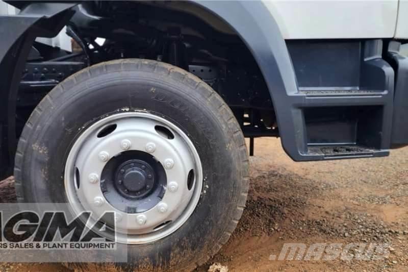 Fuso FJ13-230 Other trucks
