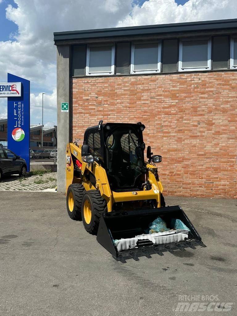 CAT 226D3 Skid steer loaders