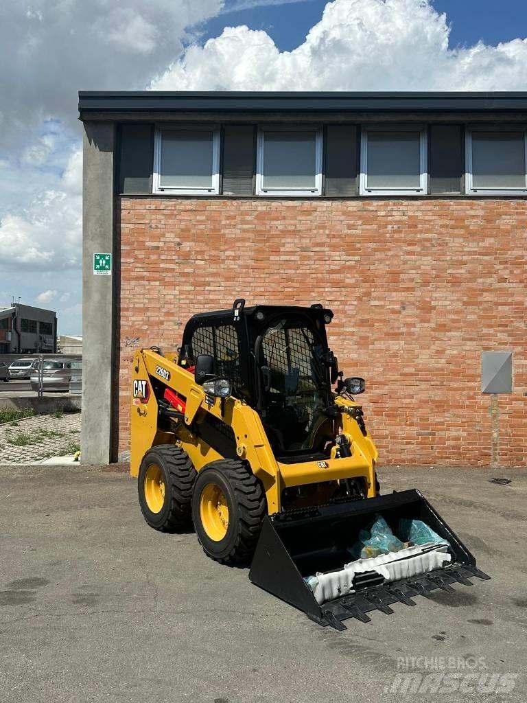 CAT 226D3 Skid steer loaders
