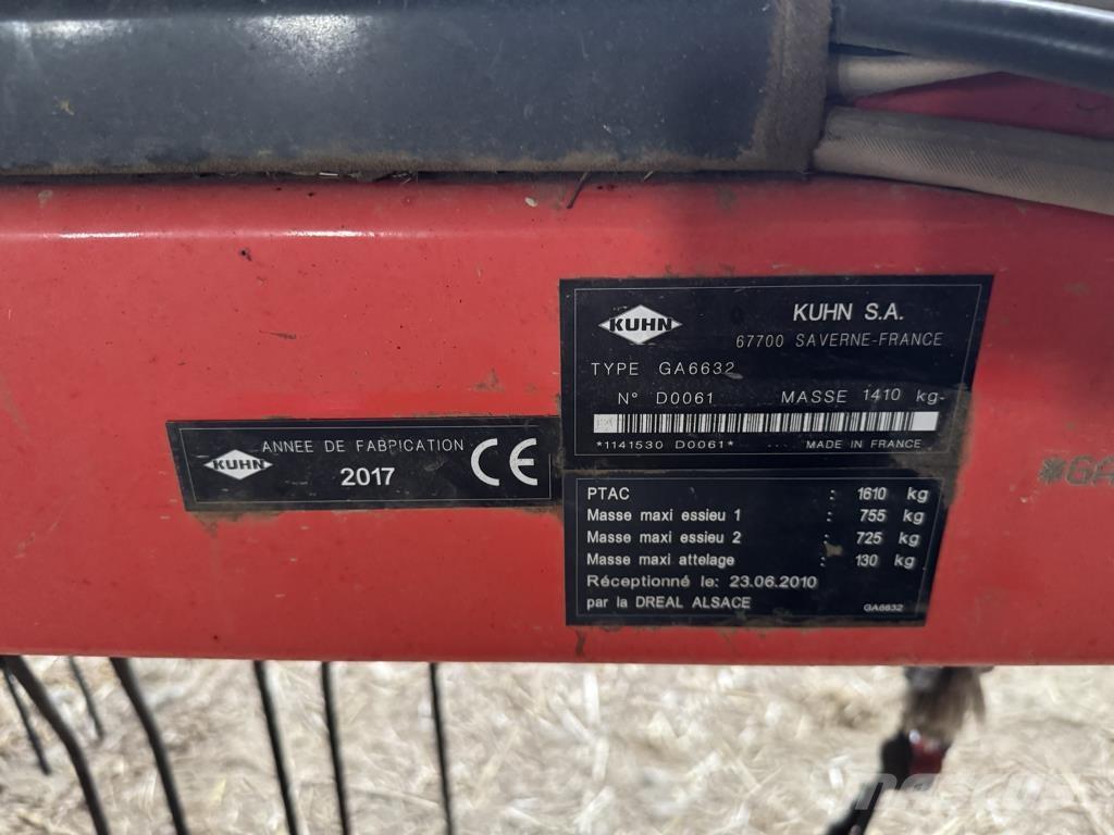 Kuhn GA 6632 + Windrowers