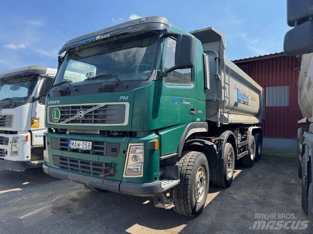 Volvo FM 13 440 8x6 Tipper trucks