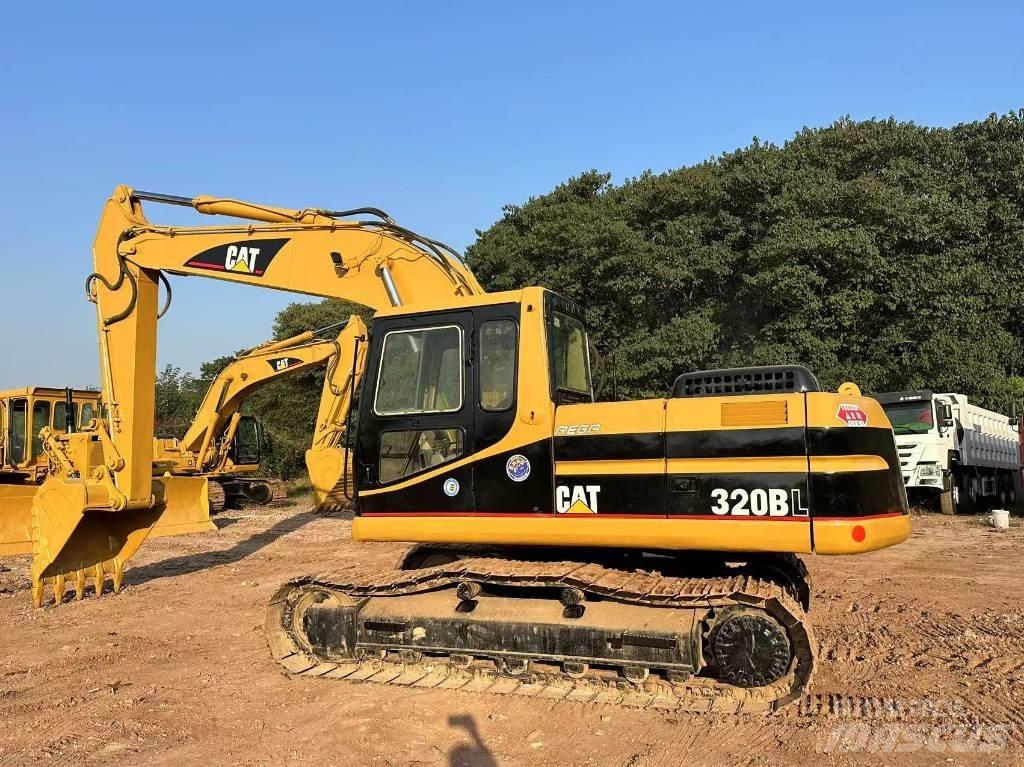 CAT 320 B Crawler excavators