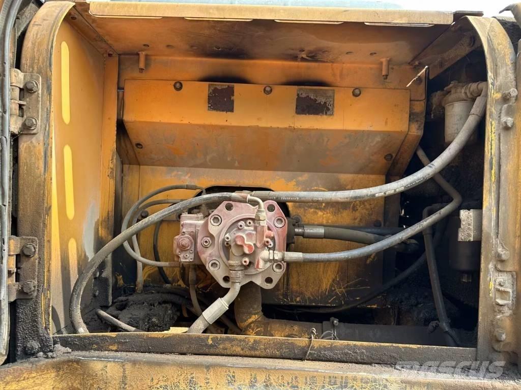 Hyundai 305LC-7 Crawler excavators
