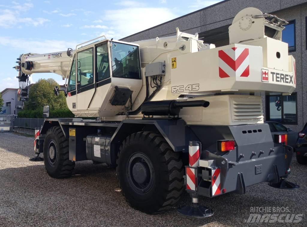 Terex RC45 Rough terrain cranes