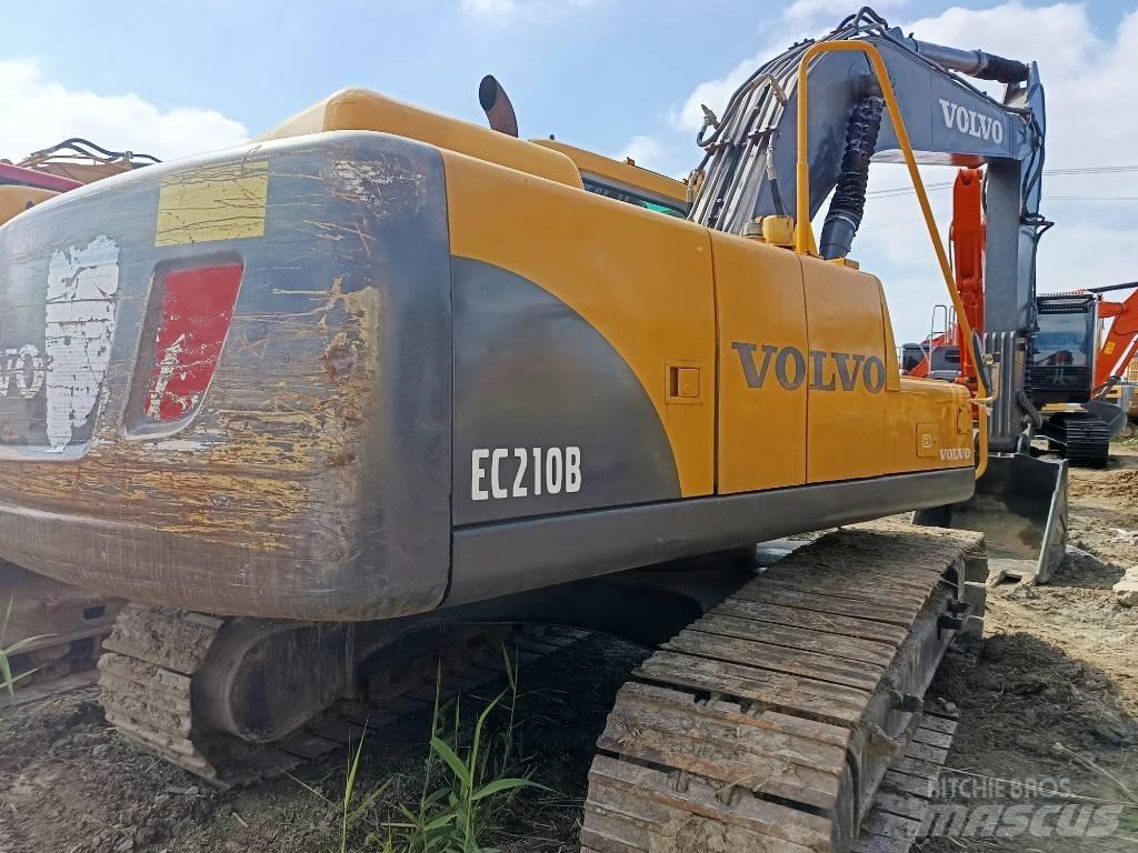 Volvo EC210B Crawler excavators