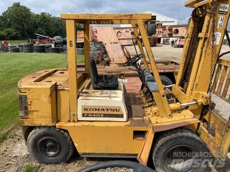 Komatsu FG 40ZT-4 Forklift trucks - others
