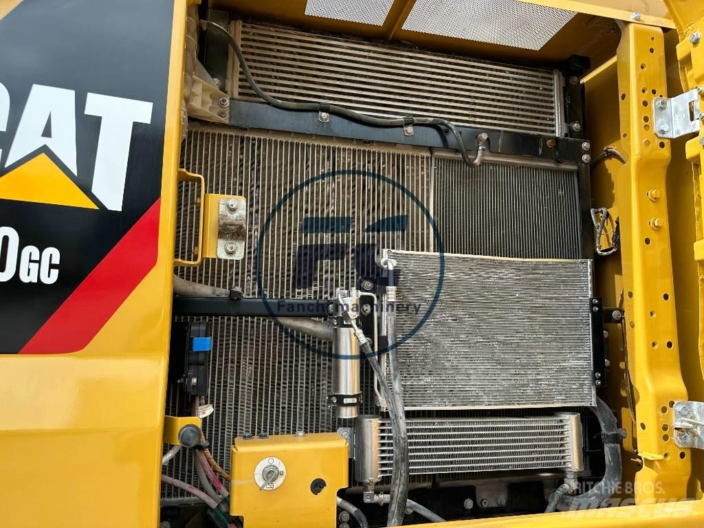 CAT 330 GC Crawler excavators