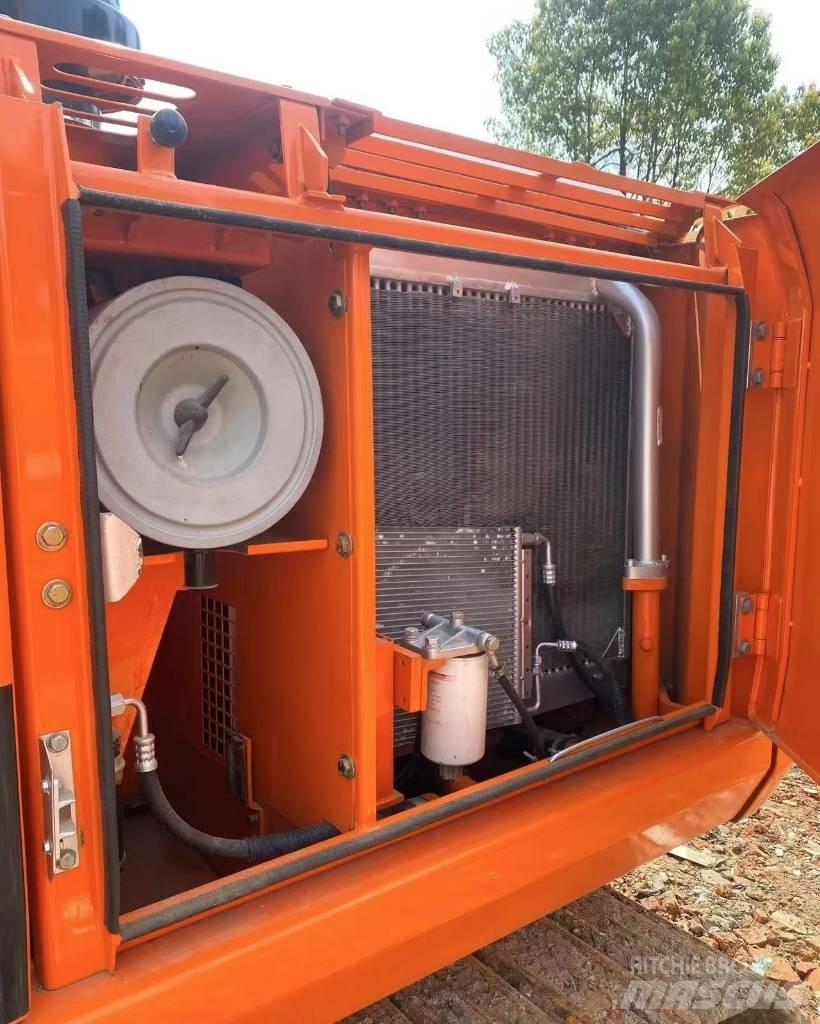 Doosan 150 Crawler excavators