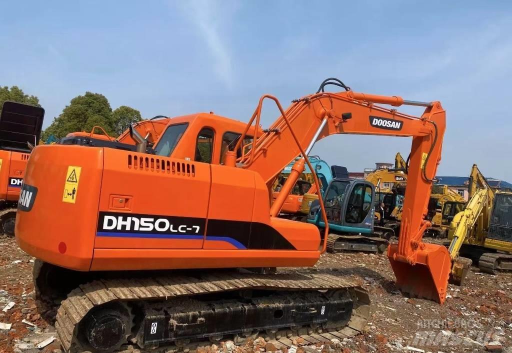 Doosan 150 Crawler excavators