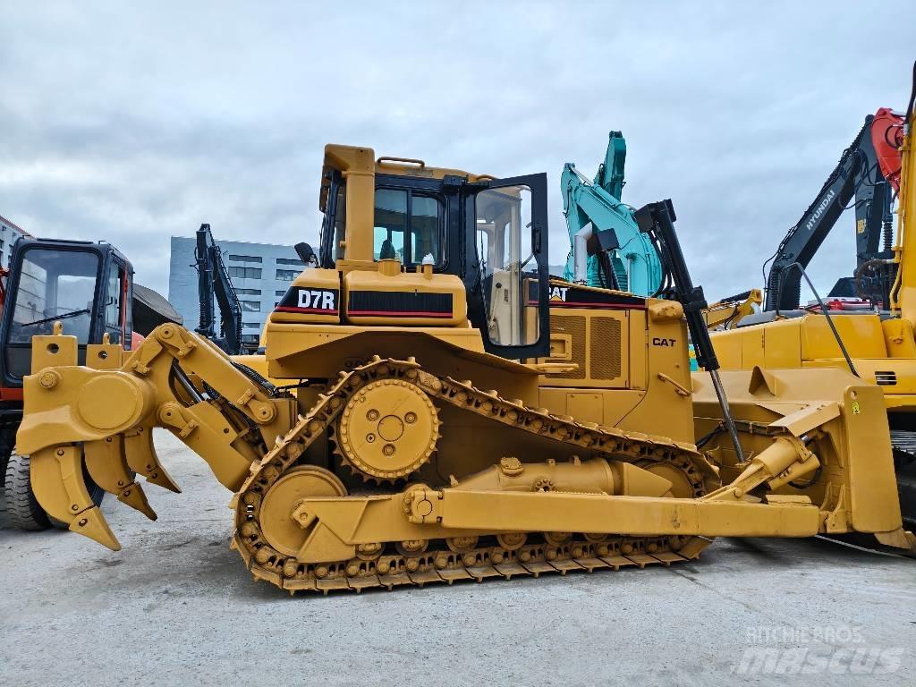 CAT D 7 R Crawler dozers