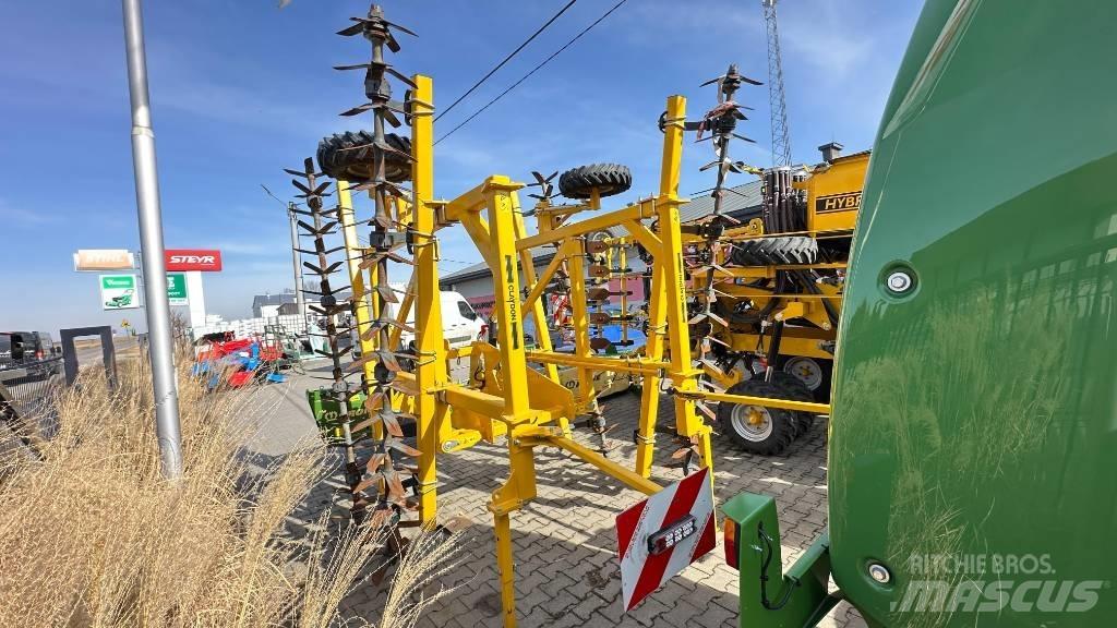 Claydon TERRASTAR Comb harrows
