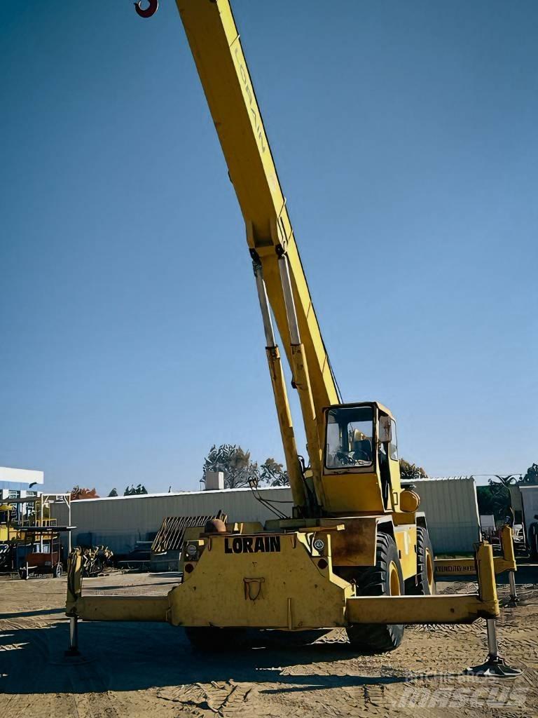 Lorain 1600M Rough terrain cranes