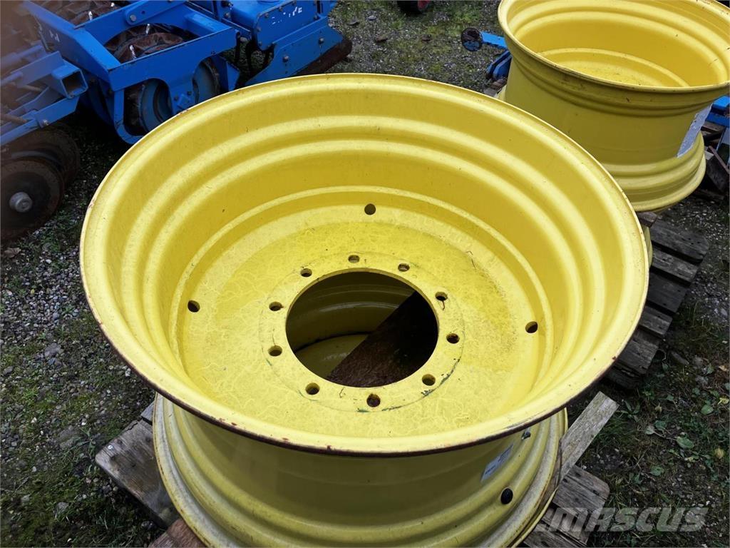 John Deere 18x30 Tyres, wheels and rims