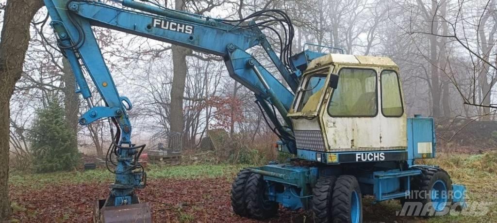 Fuchs F 712 Wheeled excavators