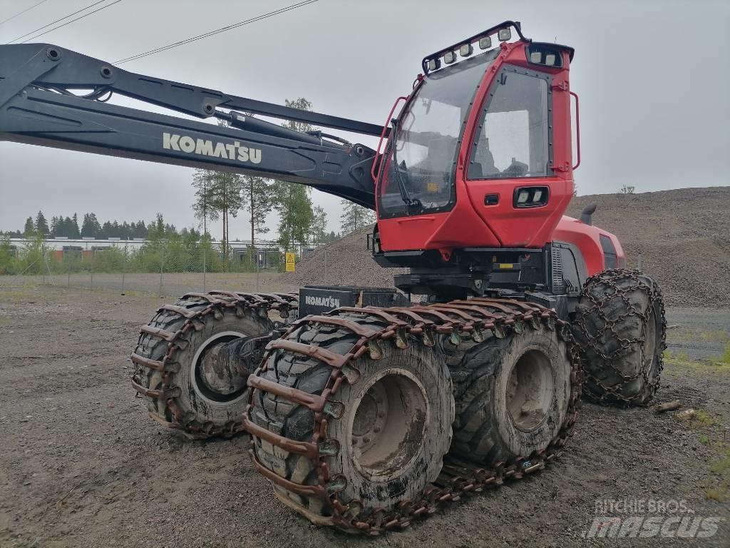 Komatsu 911 Harvesters