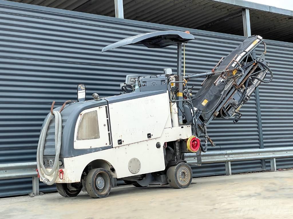 Wirtgen W 50 DC Asphalt cold milling machines