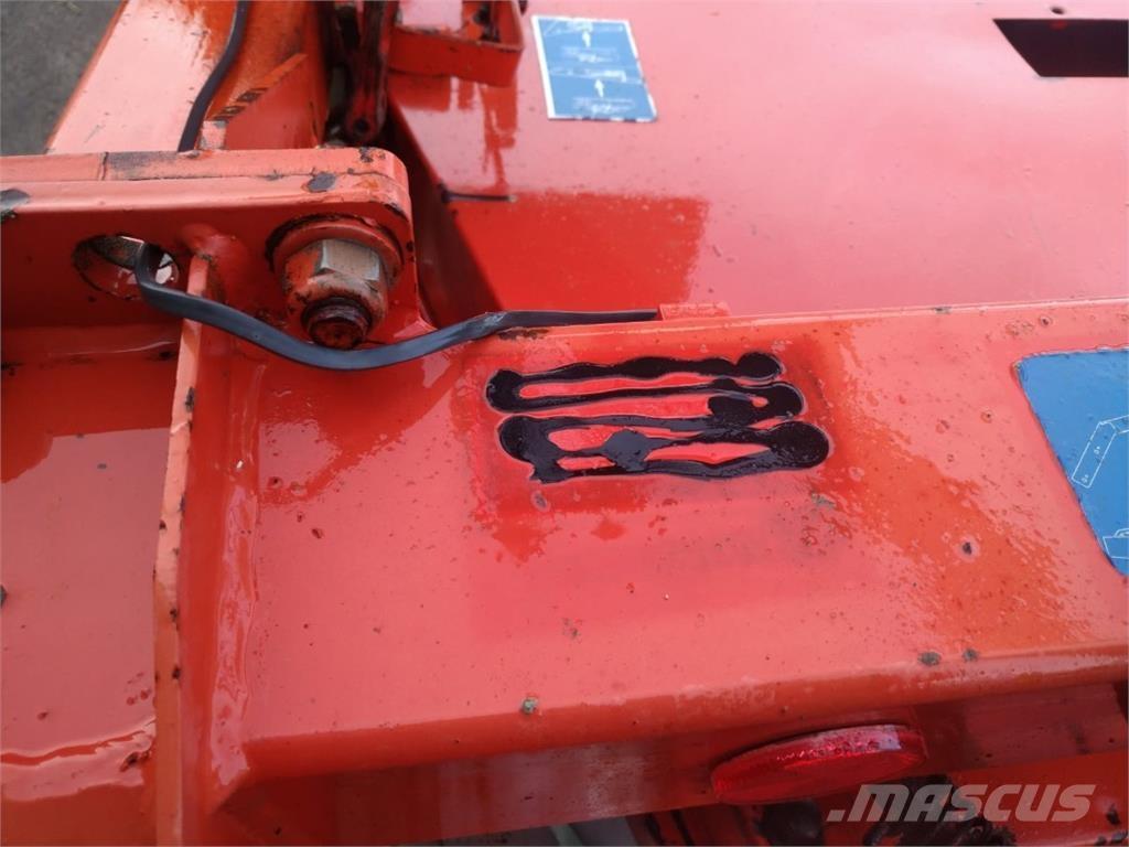 Kuhn GMD 802 F Mower-conditioners
