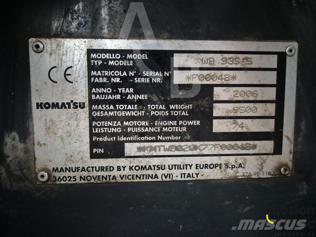 Komatsu WB93S-5 Backhoe loaders