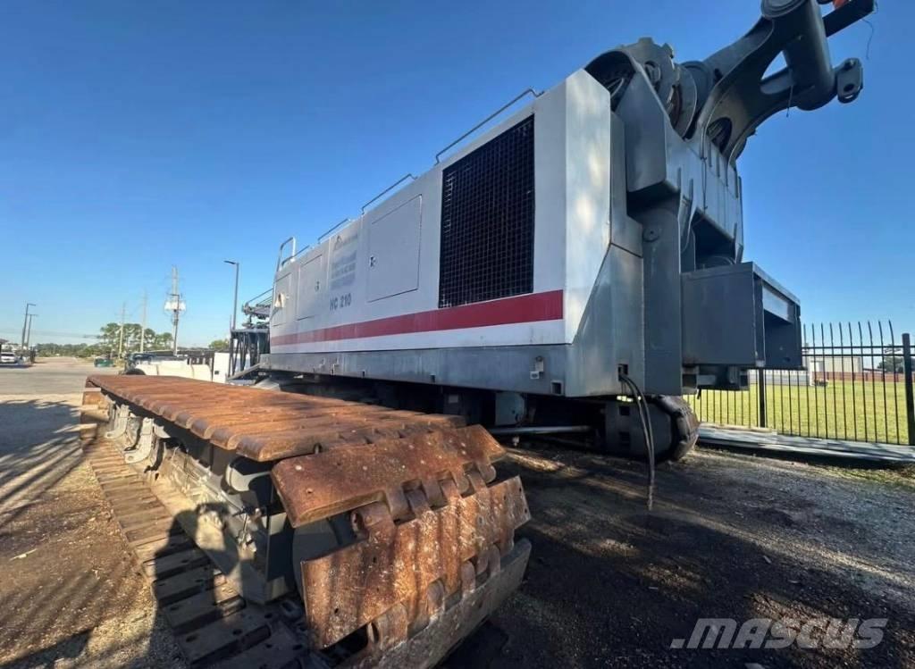 Terex HC210 Tracked cranes