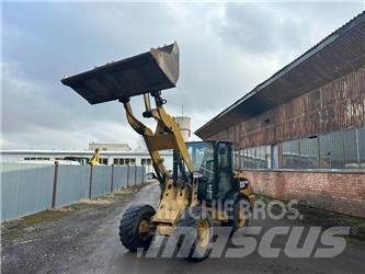 CAT 906 Wheel loaders