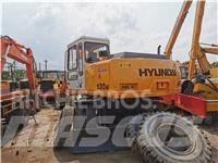 Hyundai R130WD Wheeled excavators