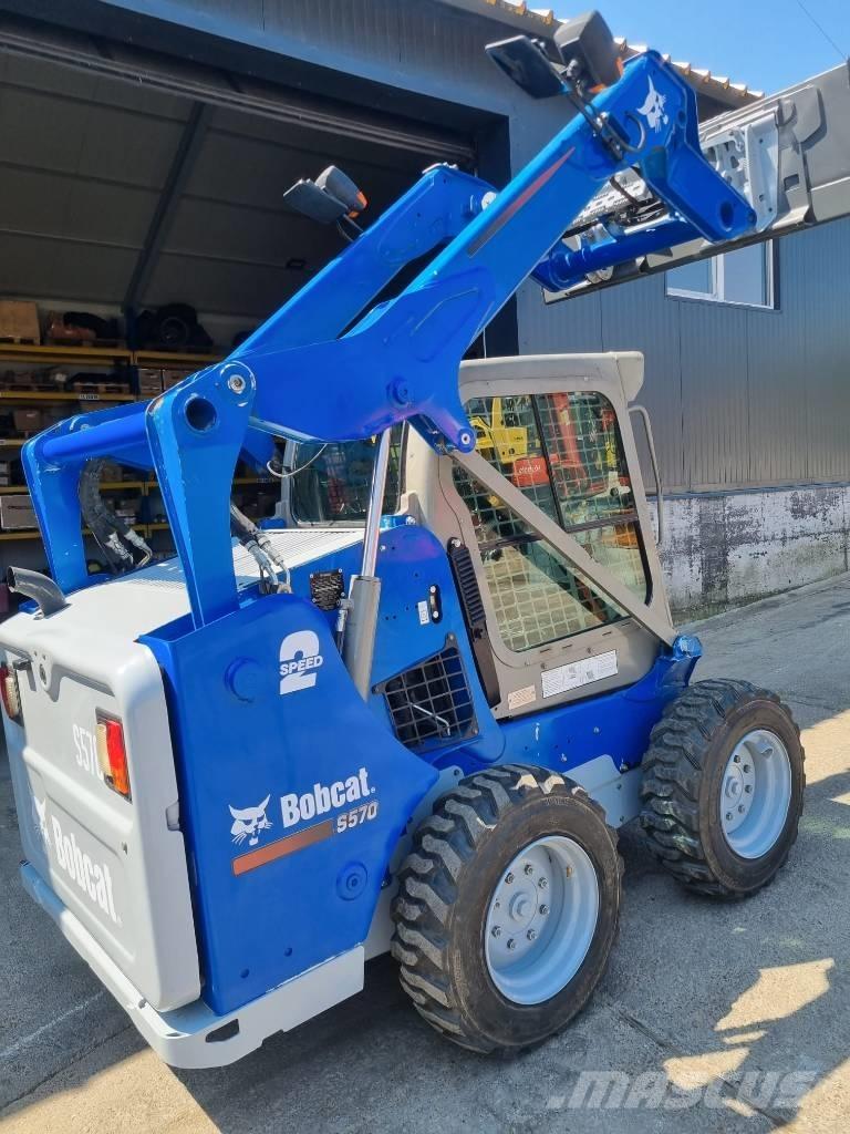 Bobcat S570 Skid steer loaders