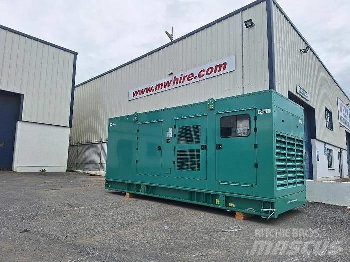 Cummins C900D5 Diesel Generators
