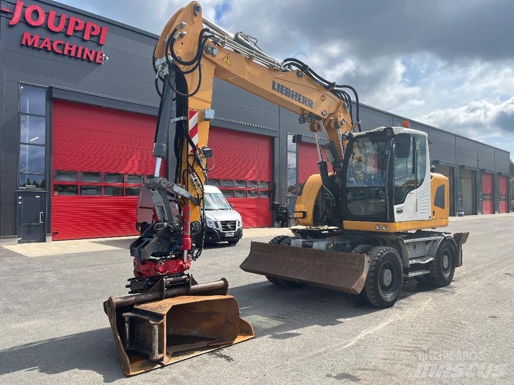 Liebherr A 918 Comp Wheeled excavators