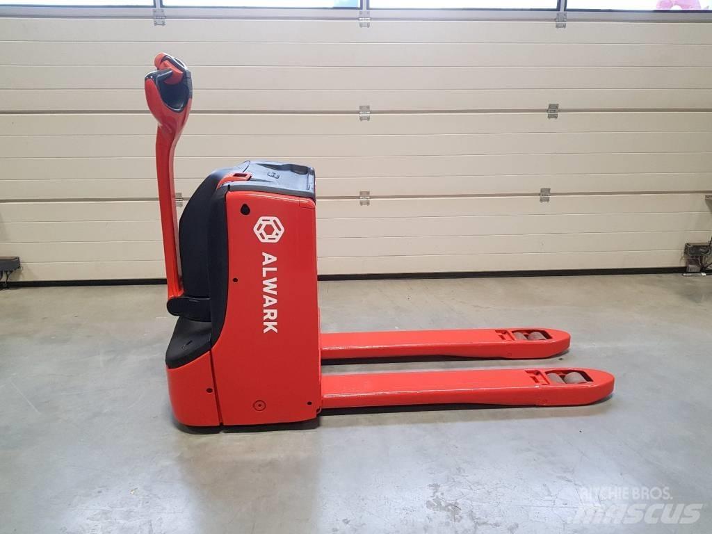Linde T16 Low lifter