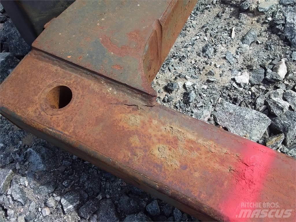 Valmet 890 Other components