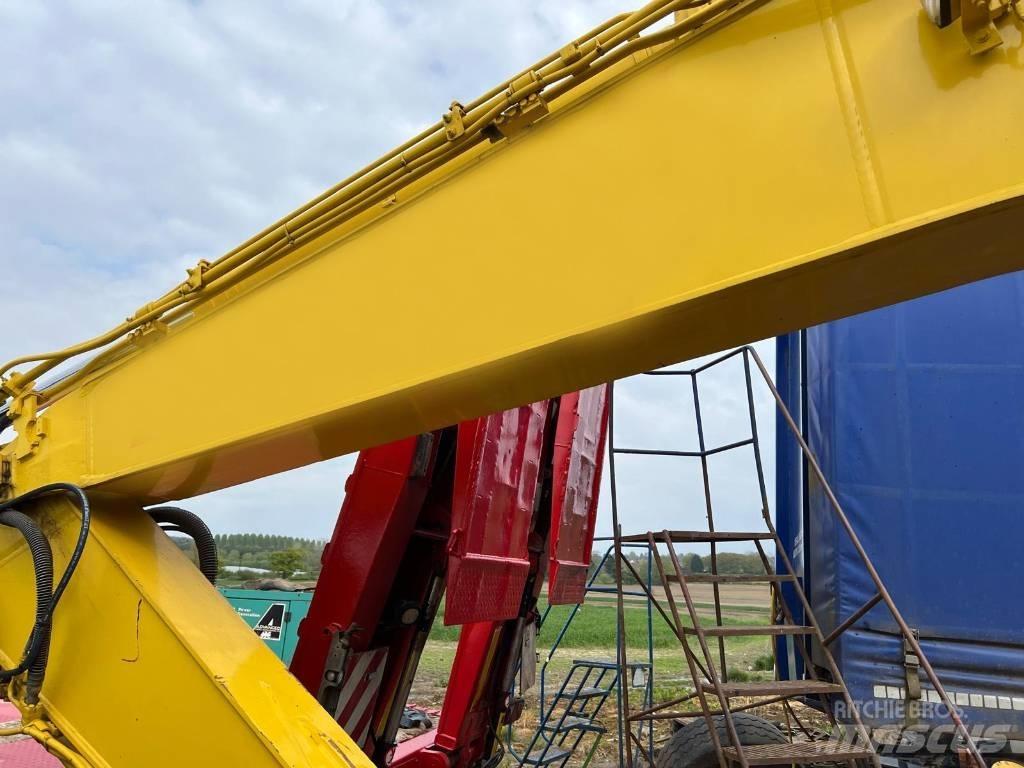 Komatsu PC 228 USLC Crawler excavators